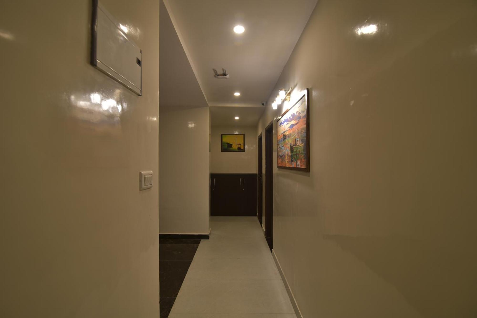 Address 24 Inn Bangalore Exterior foto